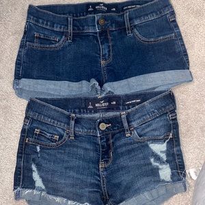 2pairs of Hollister shorts